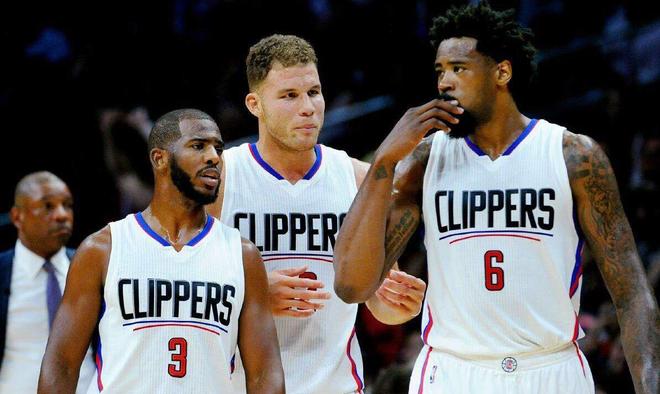 支队伍在关 支队伍在关