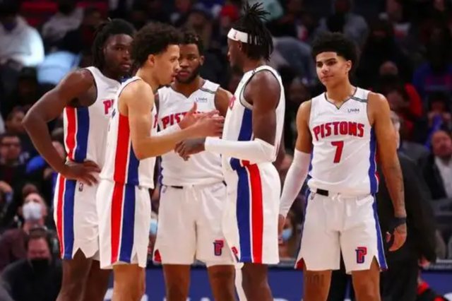 上半季四缝 上半季四缝